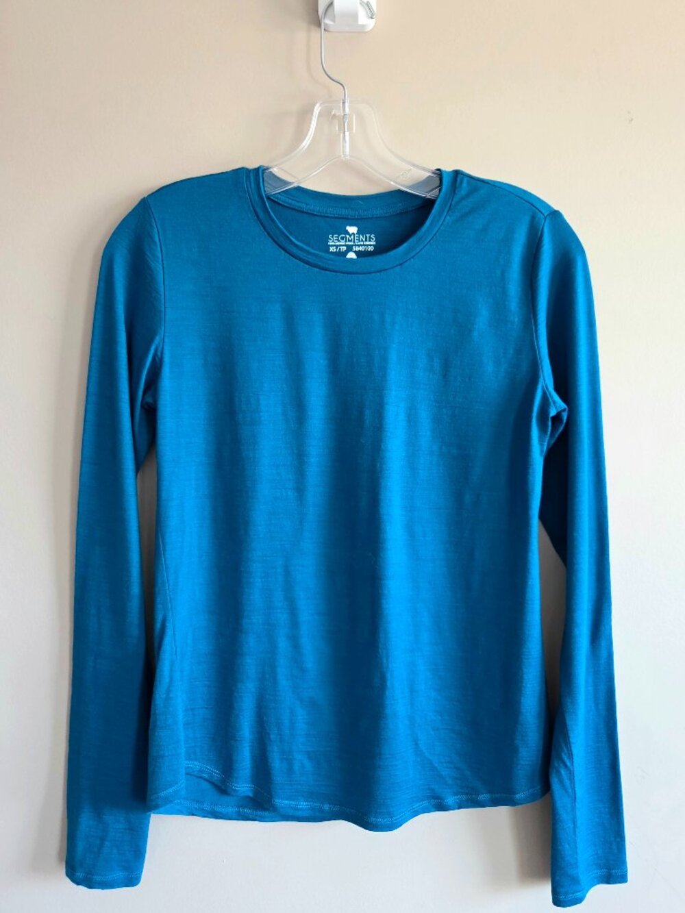 Segments 100% Merino Wool Teal Color Base Layer Top Long Sleeve. AS IS.